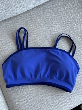 Fabletics Seamless Low Impact Sports Bra